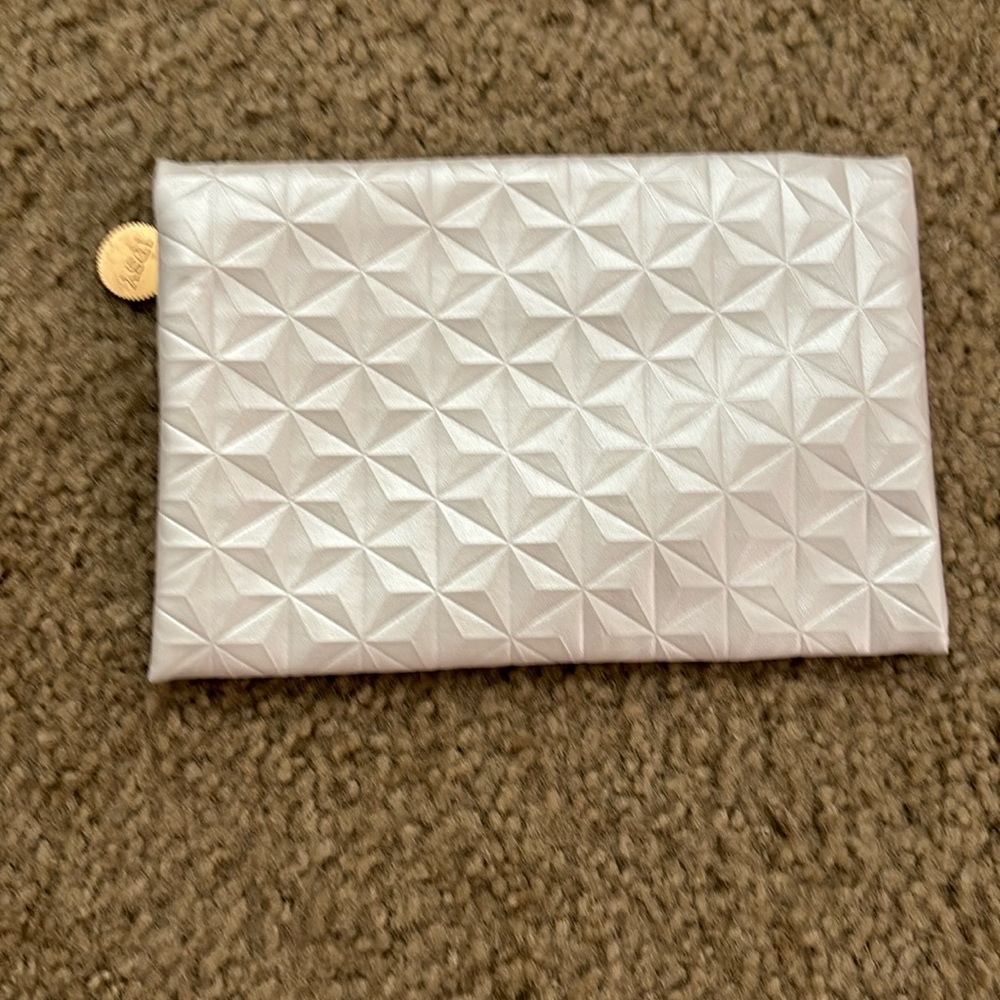 Ipsy bag